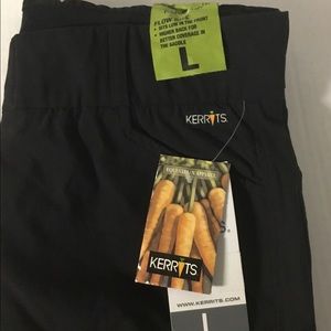 Kerrits Flow Rise equestrian riding pants with knee patches. Black, size Large.